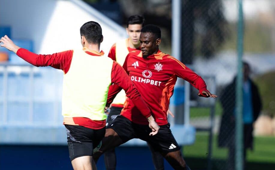 Уче Агбо бізбен бірге!