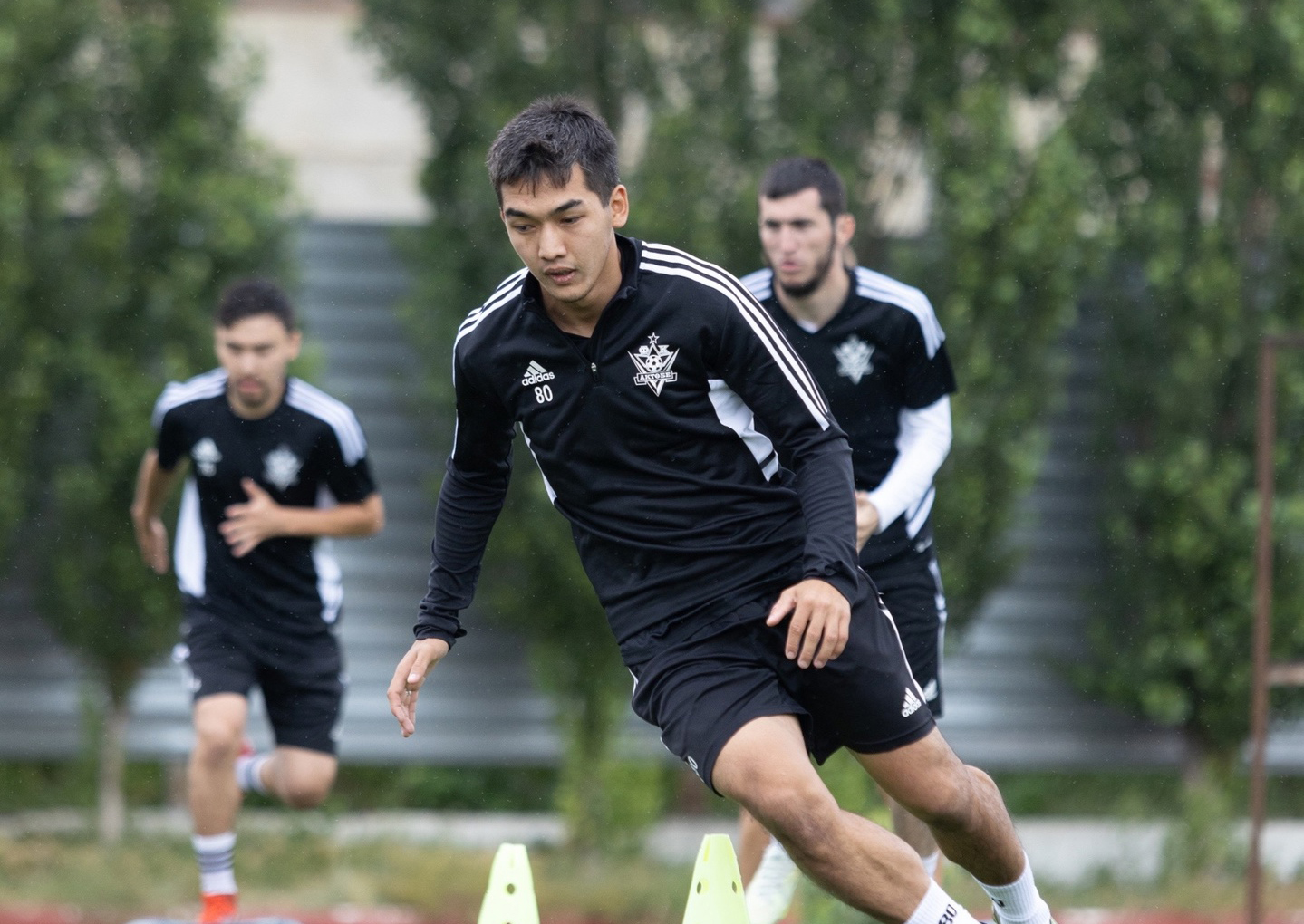 Kenessov stays in FC Aktobe
